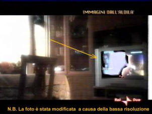 Come appariva il volto nella foto originale qui riprodotta dallo schermo TV